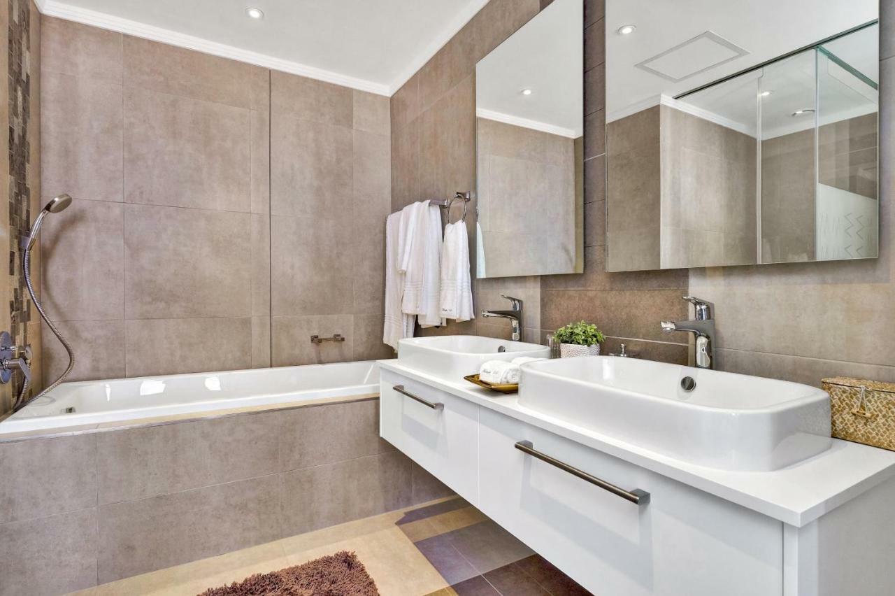 Sandton Apartment 15 West Road South Johannesburg Exteriér fotografie